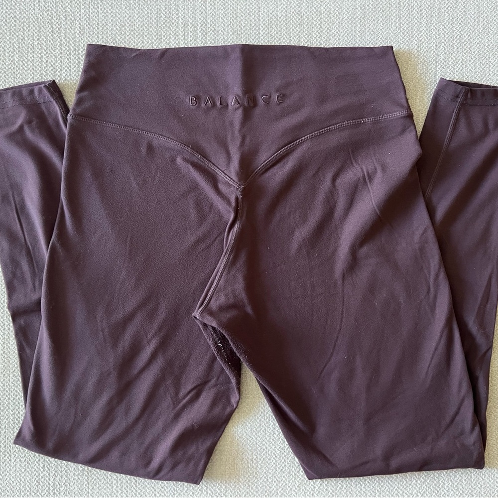 Balance Athletica (now Vitality) Women's Leggings - color: Obsidian